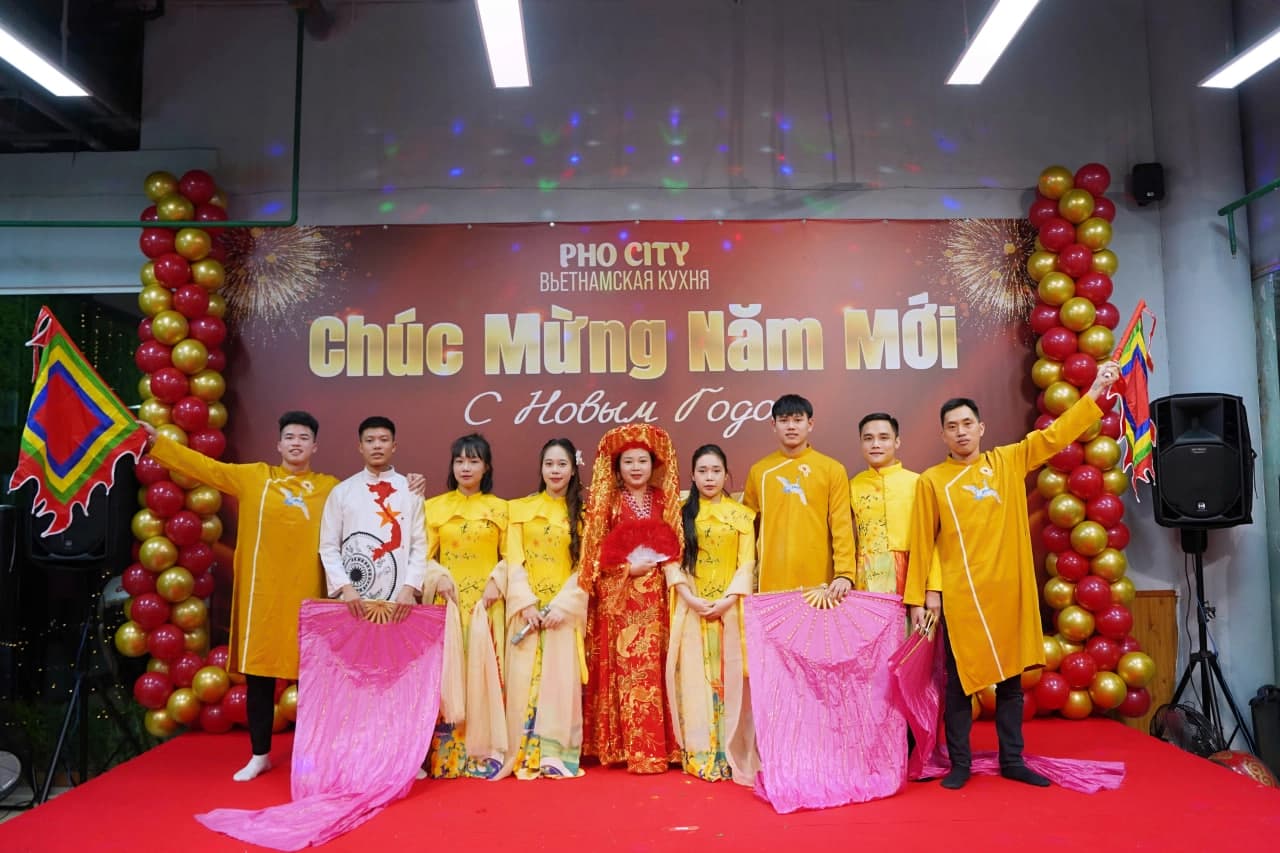 Незабываемые моменты на новогоднем корпоративе Pho City 2026 🎉 - изображение 9